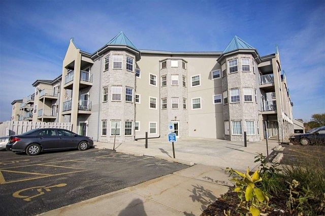 1st image of 2320 Jackson St Unit 216