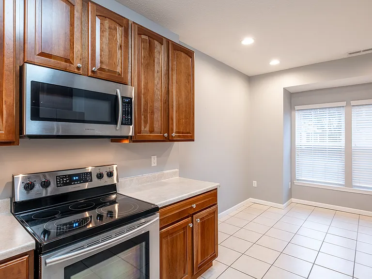 3821 Grant Ave — Photo 3