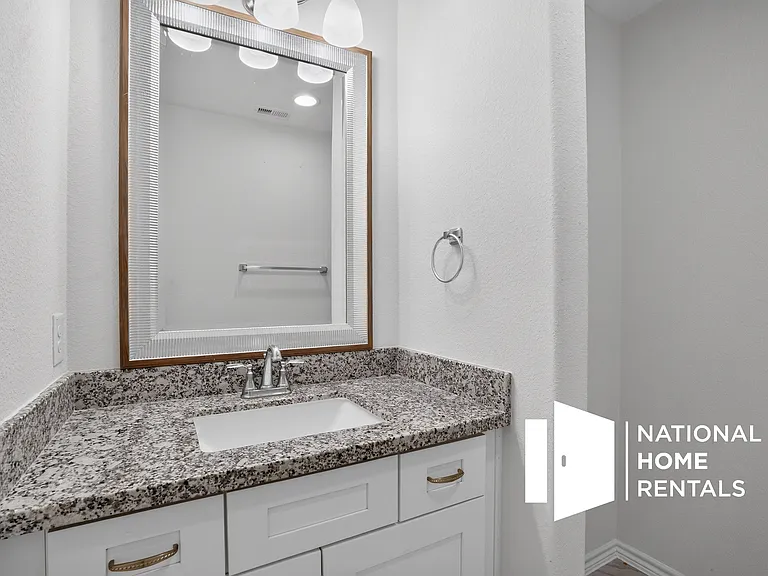 16658 E Lynbrook — Photo 15