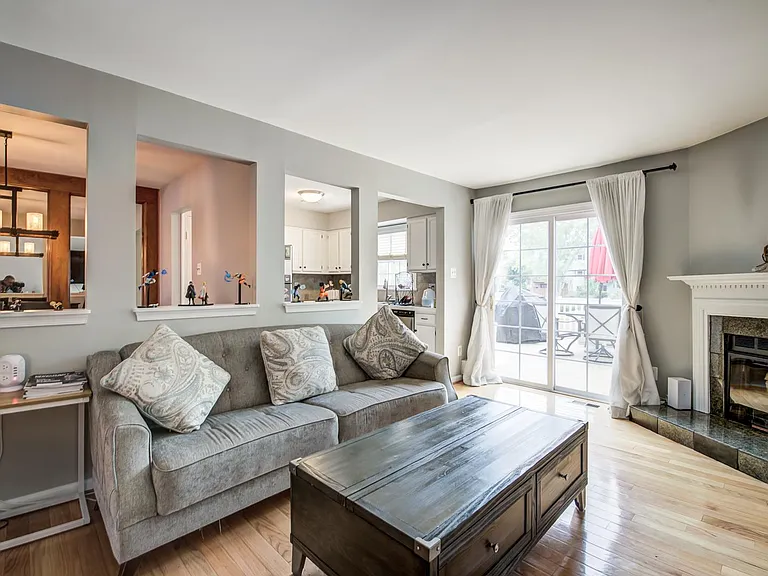 7112 Lake Cove Dr — Photo 11