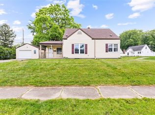 2305 Harding Rd, Cuyahoga Falls, OH 44223