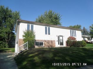 1807 N 1st St, Dekalb, IL 60115