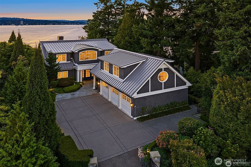 2nd image of 2409 Evergreen Point Road