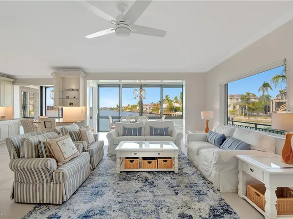 2258 Gulf Shore Blvd N APT O1, Naples, FL 34102