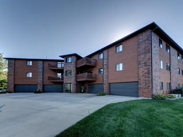 4235 Fairway Hills Dr, Rapid City, SD 57702