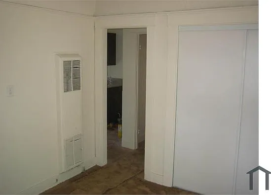 1146 Junipero Ave #C — Photo 1