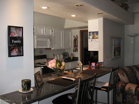 5th image of 1045 E CALLE MONTE VISTA --
