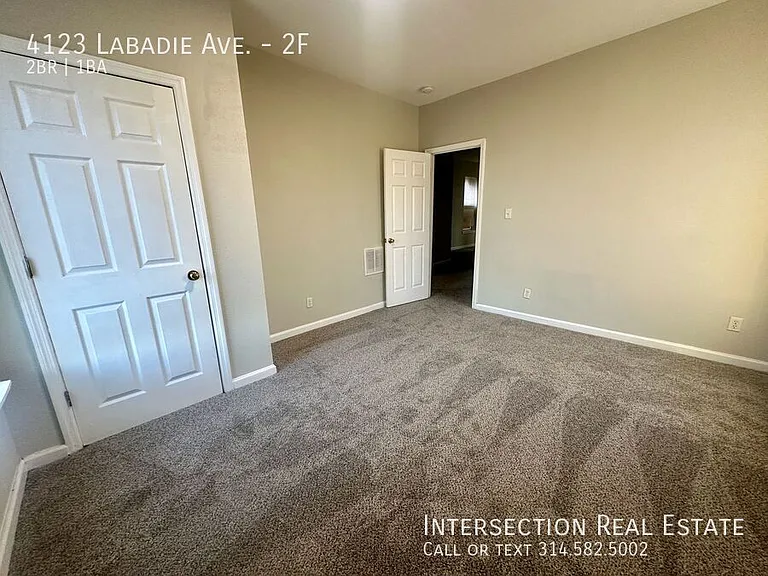 4123 Labadie Ave #2F — Photo 14