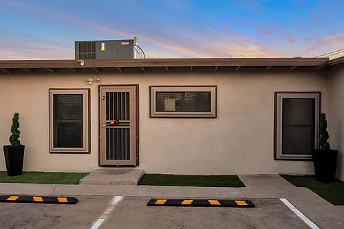 1108 S 33rd Ave #Phoenix 85009 Photo 1