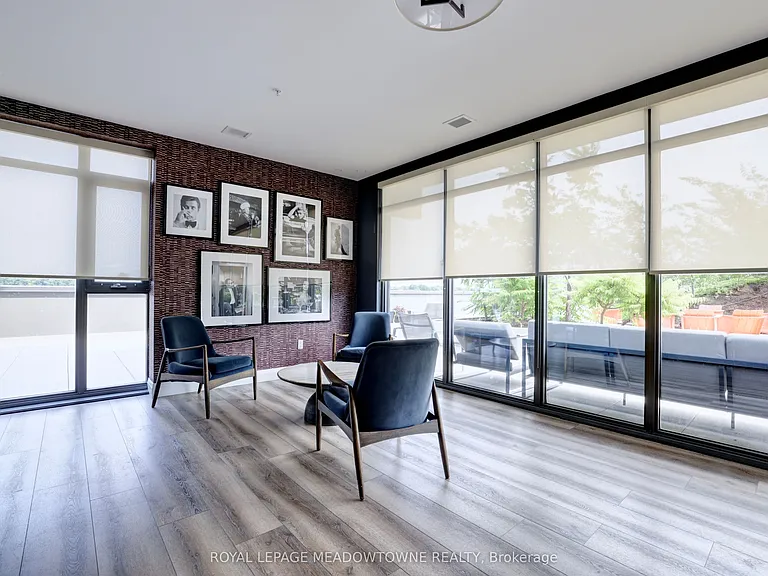 15 Glebe St #1304 — Photo 38