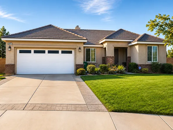 44812 Ruthron St, Lancaster, CA 93536