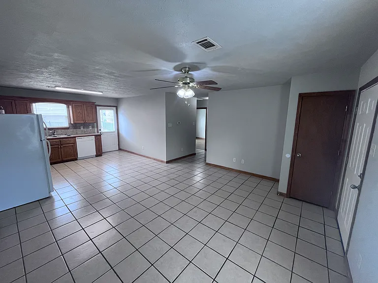 70 Marie Ln — Photo 3