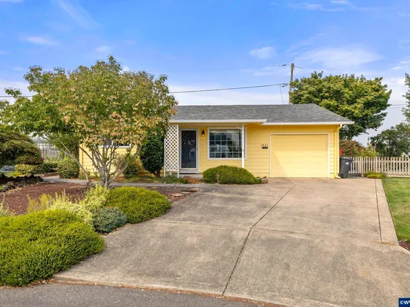 1501 Newport Way, Woodburn, OR 97071