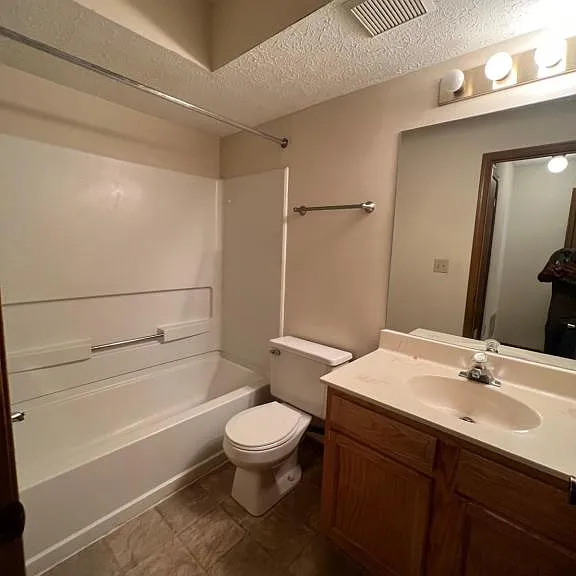 5318F Stonemeadow Ave — Photo 7