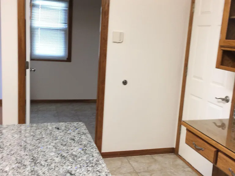 1200 NE Franklin Dr — Photo 30
