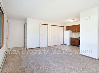 530 Laurel St #6, Waukee, IA 50263