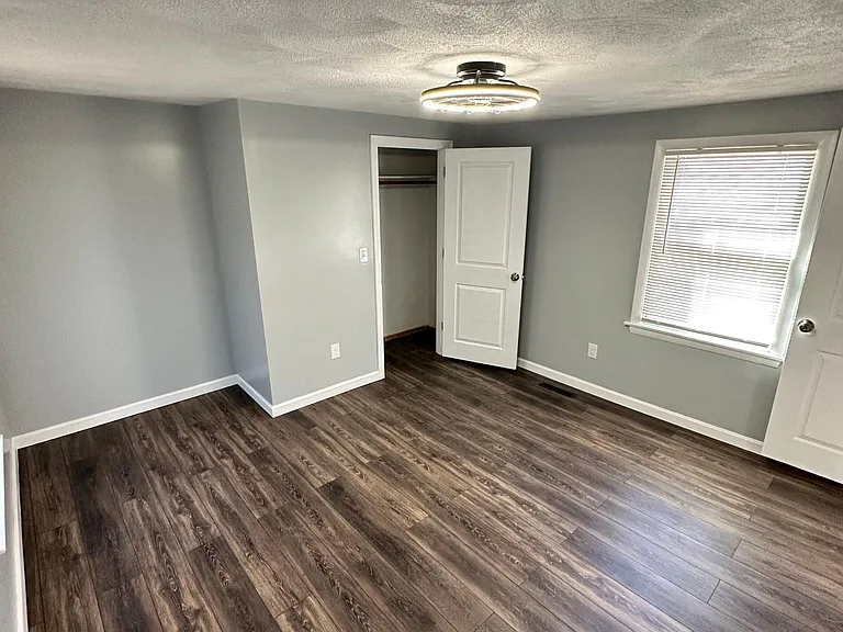 541 Mount Hope St #541 — Photo 8