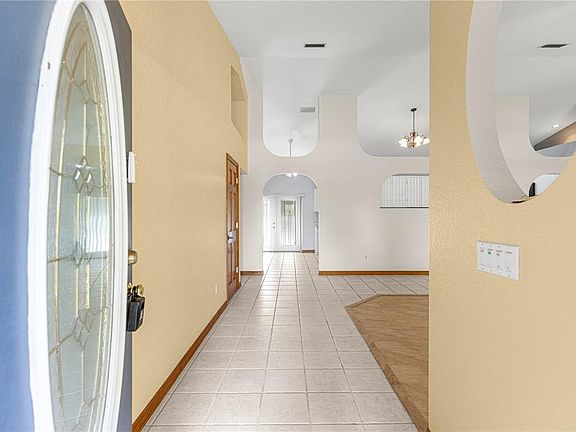2nd image of 1090 NW 67th Pl