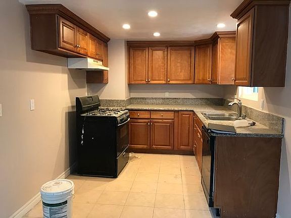 5th image of 2401 S Nadine St APT 1