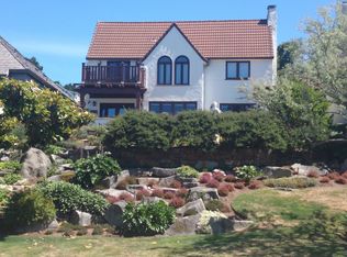 2445 Constance Dr W, Seattle, WA 98199