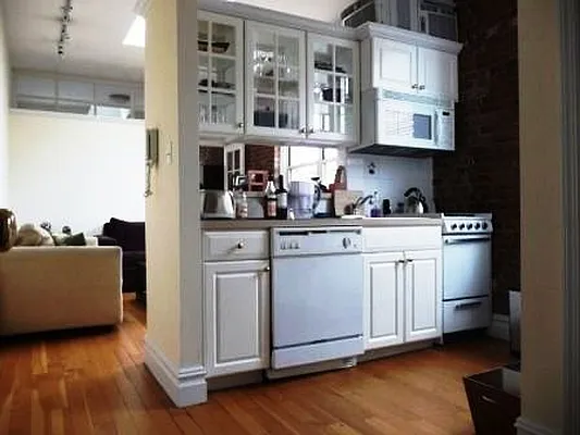 Rented by (Legacy) NY Quality Living Uptown | media 5