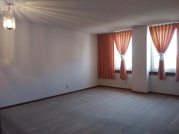 2nd image of 220 Broadway Ave S APT 1219