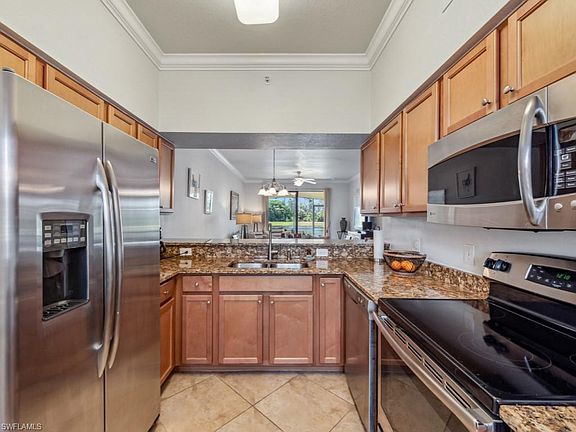5th image of 9735 Acqua CT #614