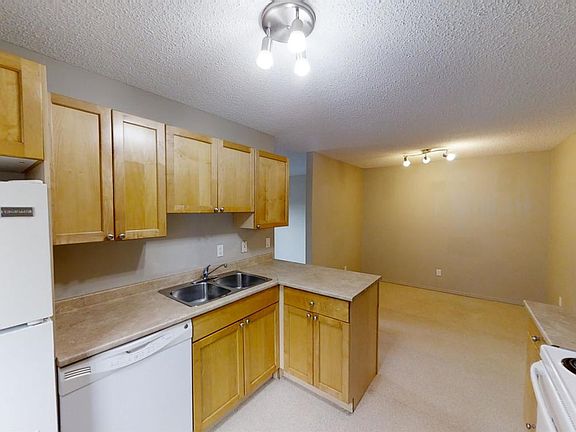 3rd image of 9417 79th Ave