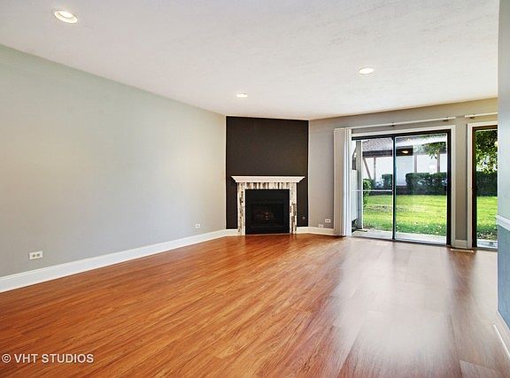 3rd image of 217 Arrowwood Ct Unit B1