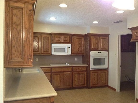 4th image of 3 Opal Cir