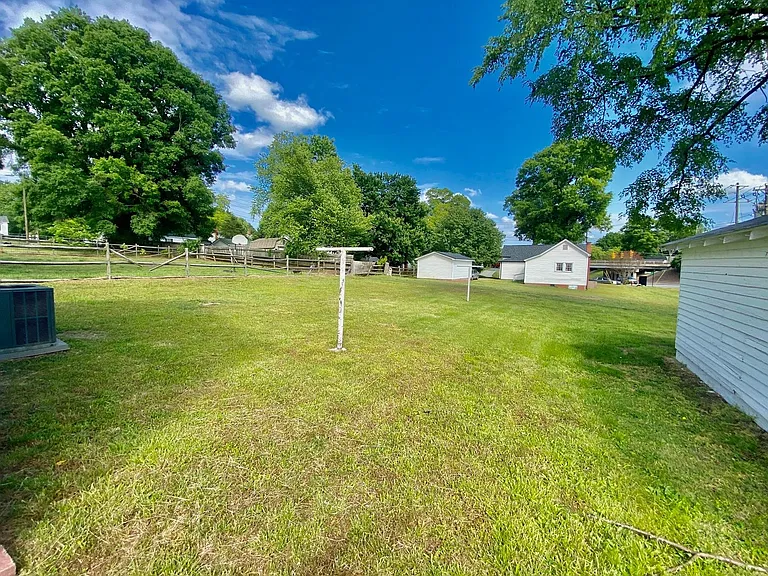 602 N Juniper Ave — Photo 6