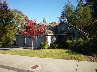 1012 Oak Mesa Dr, Santa Rosa, CA 95409