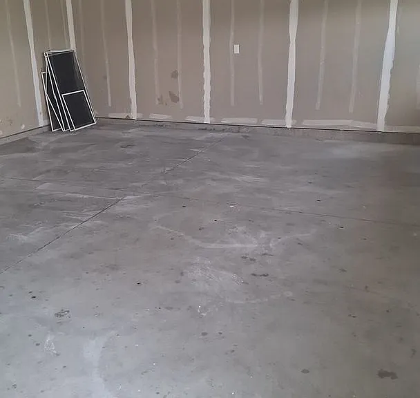 2044 Kodiak St — Photo 26