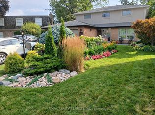 15 Pine Ridge Ln, Brampton, ON L6W 1G6