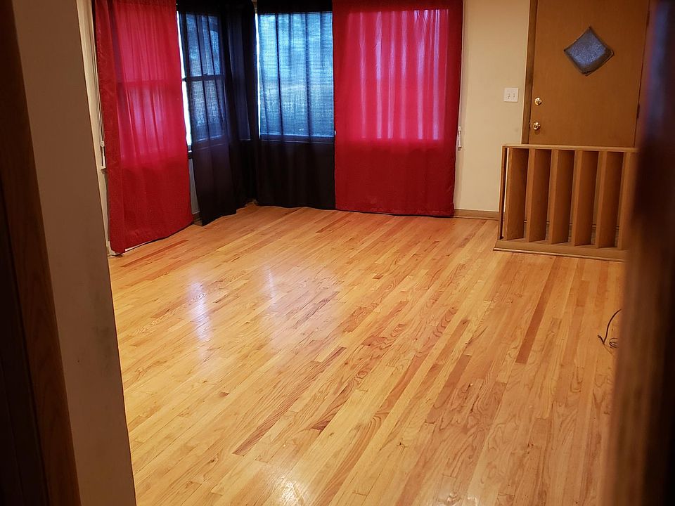 2nd image of 4617 N 77th St
