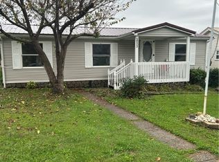 211 Smith St, Belmont, WV 26134