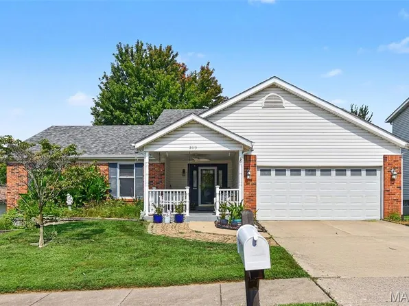 2113 Dettmer Pl, Florissant, MO 63031