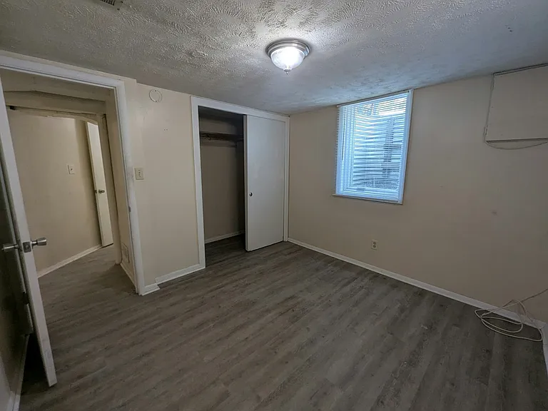 121 N 36th St #3 — Photo 7