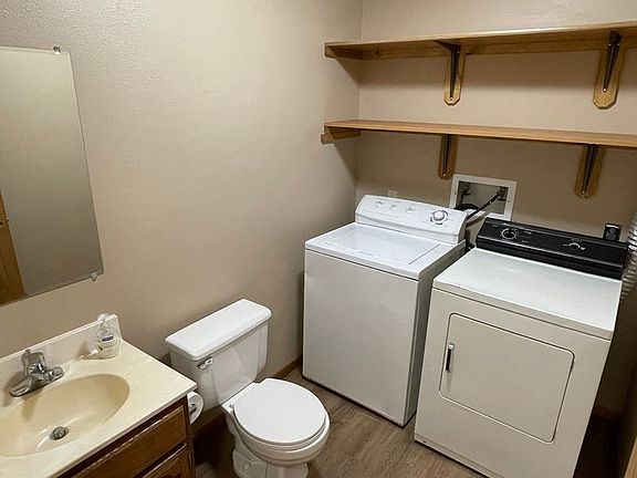 4th image of 1801 Red Dale Dr #4