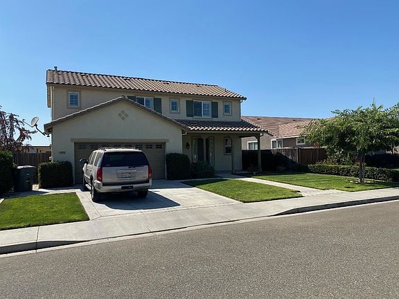 2nd image of 2029 Mariposa Dr