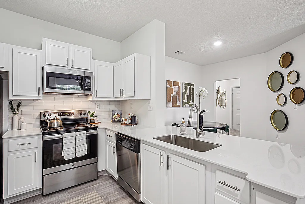 Halston Shiloh Valley Apartments — Photo 1