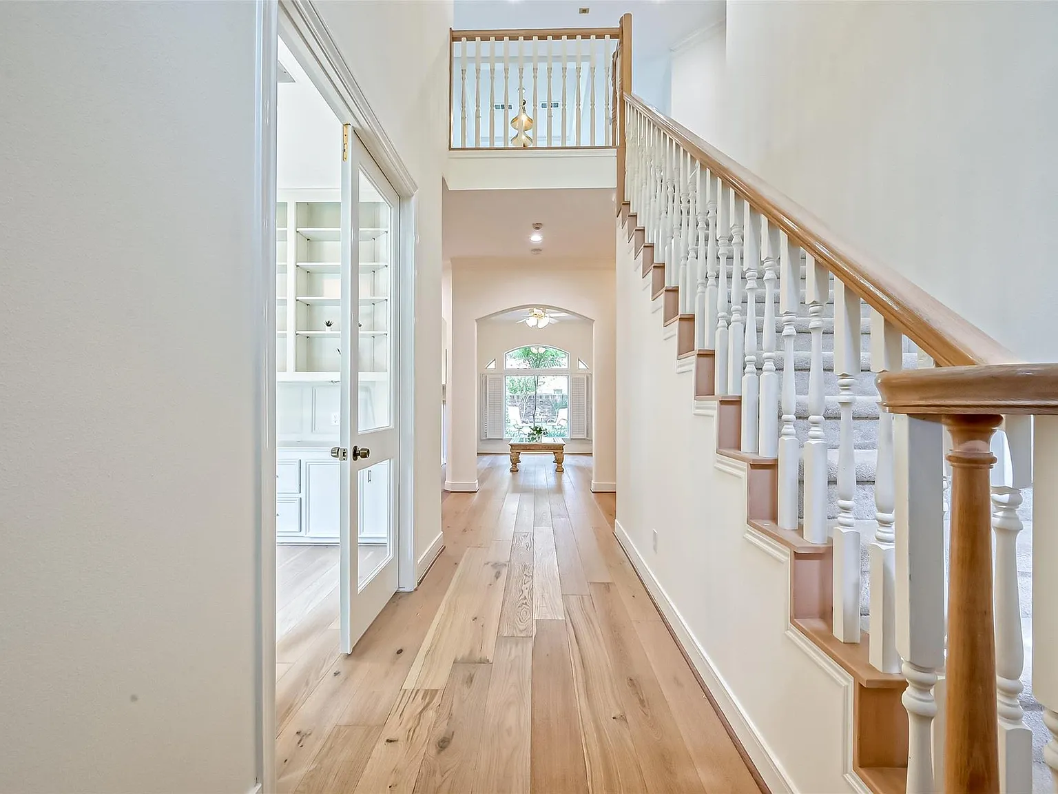 4 bed, 3.5 bath, 2934 sqft, $3,800 — Photo 3