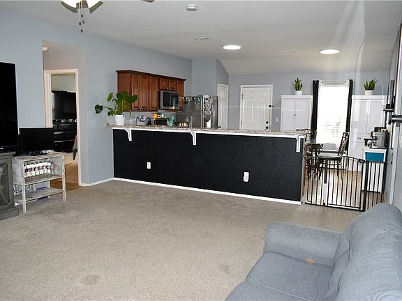 4th image of 15049 White Fawn Dr