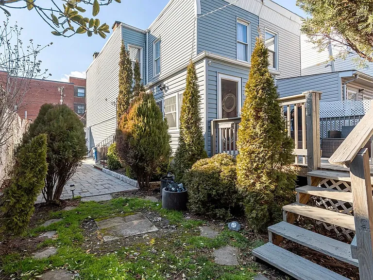 148 Union St #1/2 — Photo 25