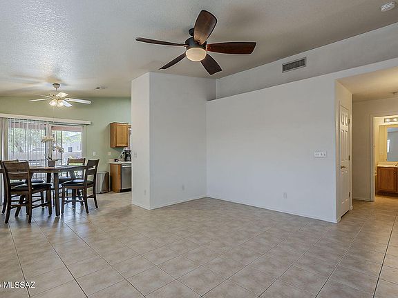 5th image of 2225 W Burlwood Way
