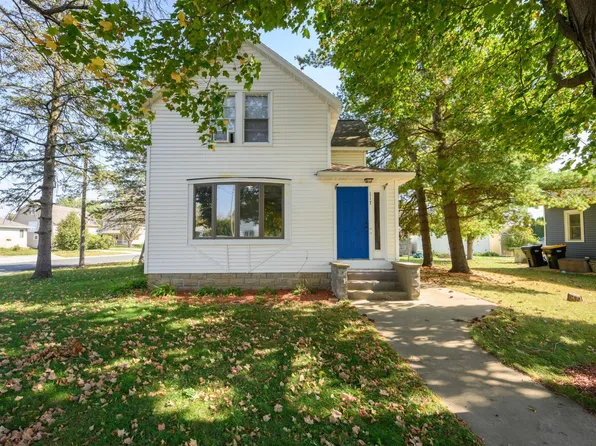 117 2nd Ave NW, Pine Island, MN 55963