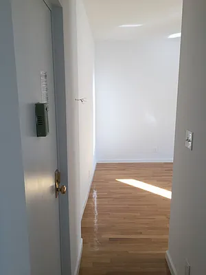 Rented by GreenVill Real Estate LLC | media 11