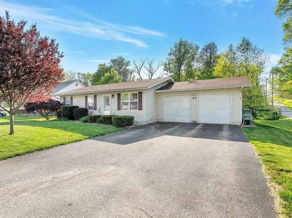 7203 Valley Dr, Barnhart, MO 63012