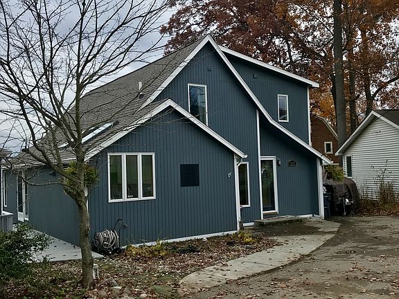 2nd image of 1662 Burlington Dr