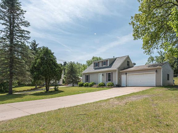 4th image of 10854 Deerwood Ct SE